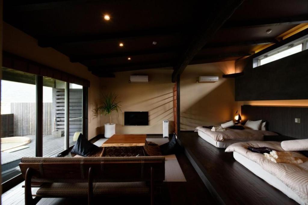 Yufuin Luxury Villa -Zakuro- Εξωτερικό φωτογραφία